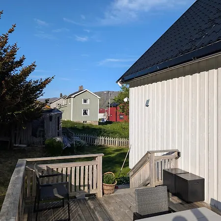 North Cape Family 度假居 Skarsvåg